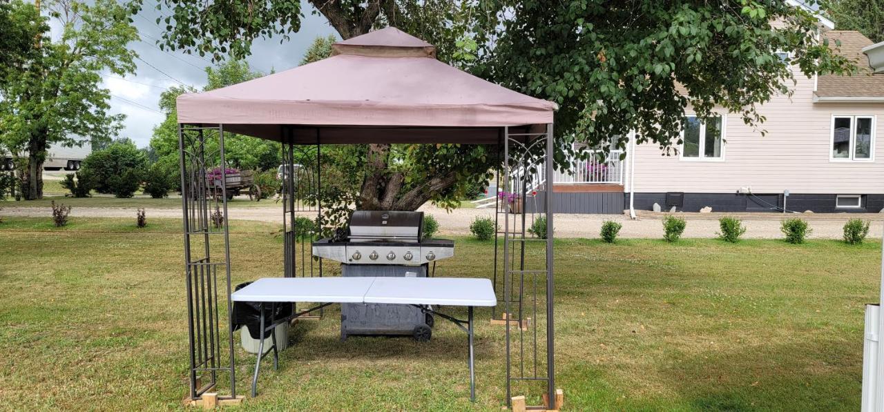 Neepawa Motel Dış mekan fotoğraf